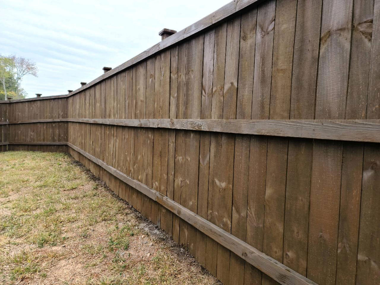 EXPERT Stain & Seal | Semi-Solid Fence, Deck and Wood Stain & Sealer